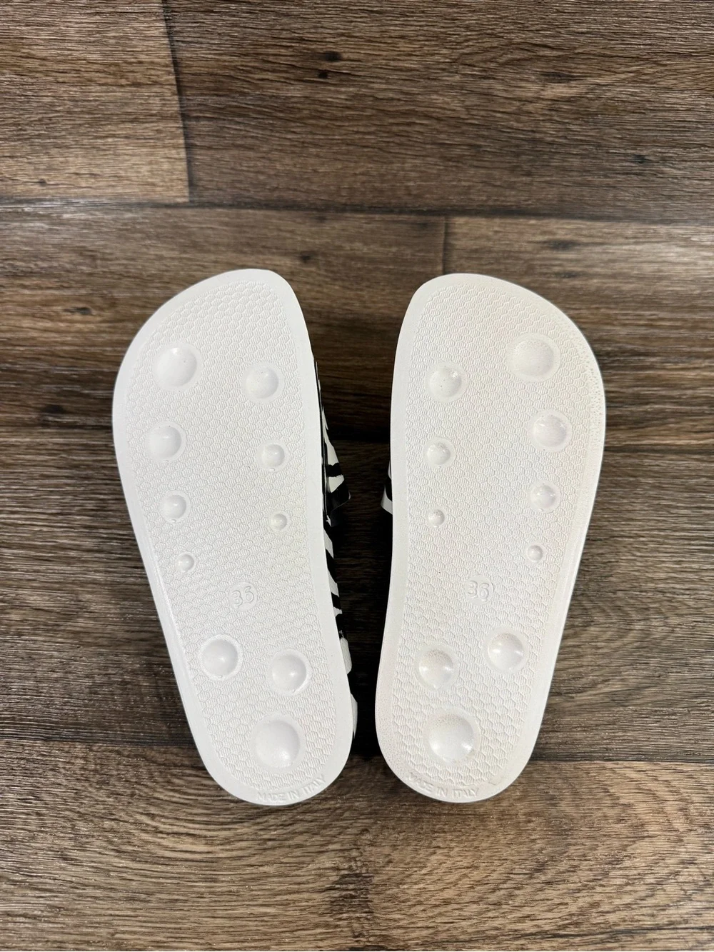 NWT Off White c/o Virgil Abloh Slides Zebra-print‎ slides Sz 6
